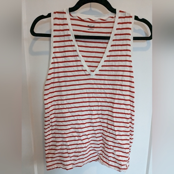 Madewell Whisper Cotton V-Neck Tank - Picture 2 of 2